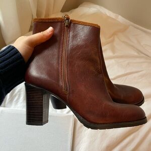 Ralph Lauren Brown Heeled Leather Booties Tassel Zipper Size 8.5 Western